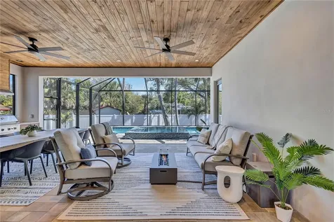 275 Lime Circle Sarasota FL 34237