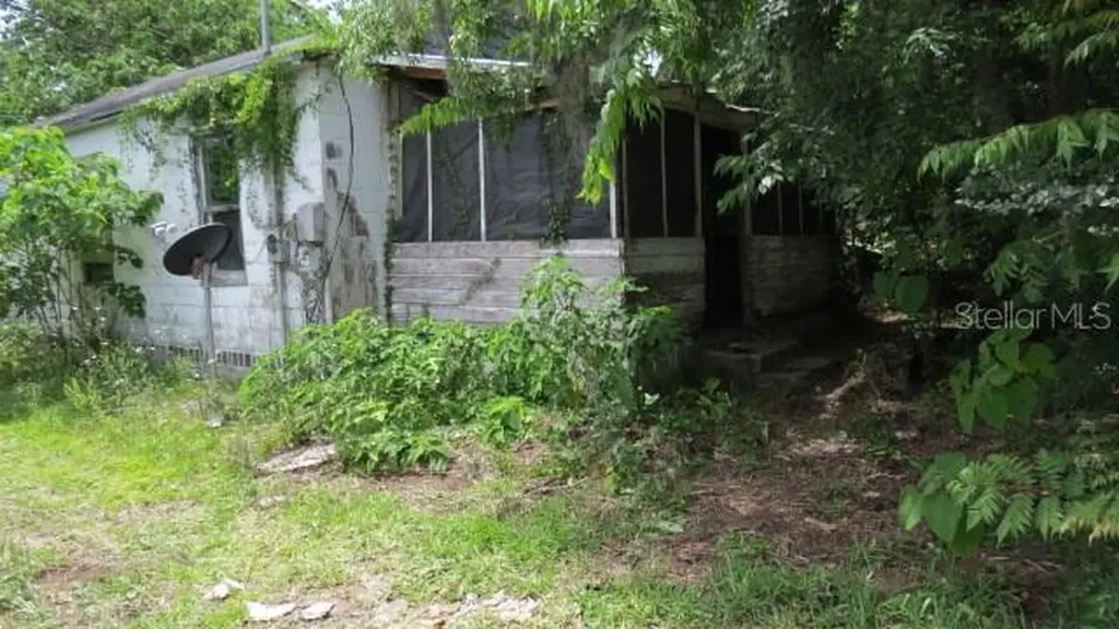 Dade City FL 33523