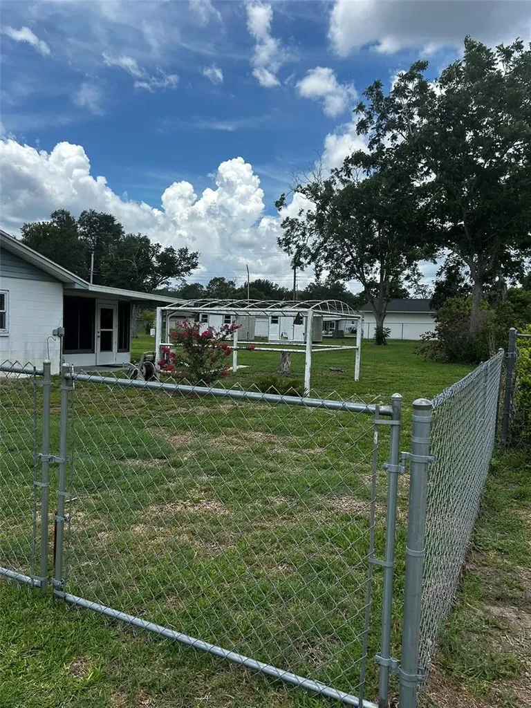 6739 Farris Drive Lakeland FL 33811