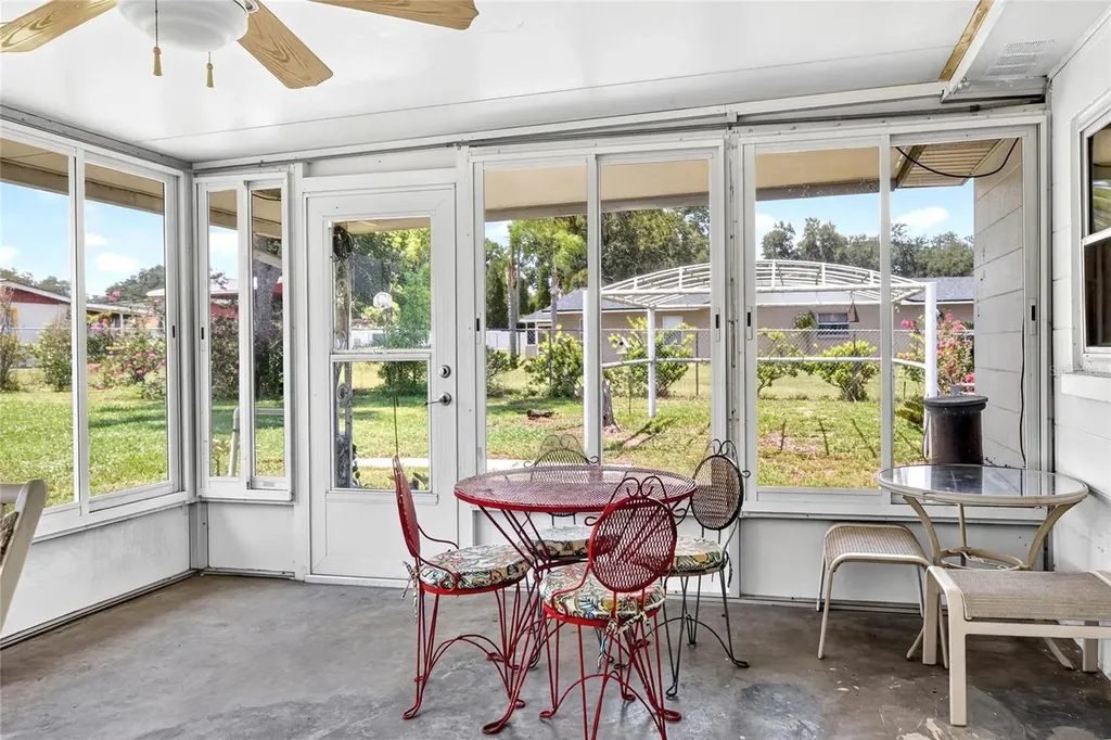 6739 Farris Drive Lakeland FL 33811