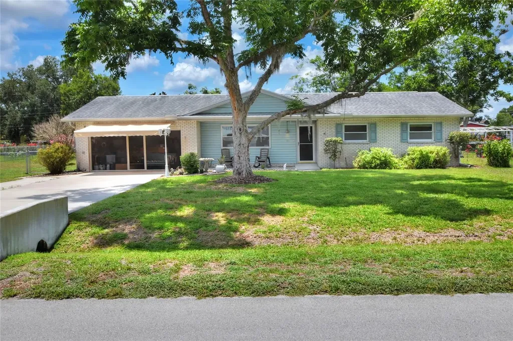 6739 Farris Drive Lakeland FL 33811