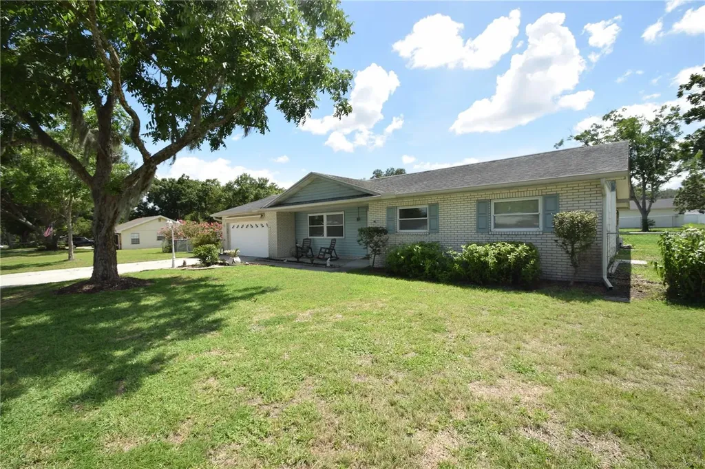 6739 Farris Drive Lakeland FL 33811