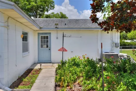 6739 Farris Drive Lakeland FL 33811