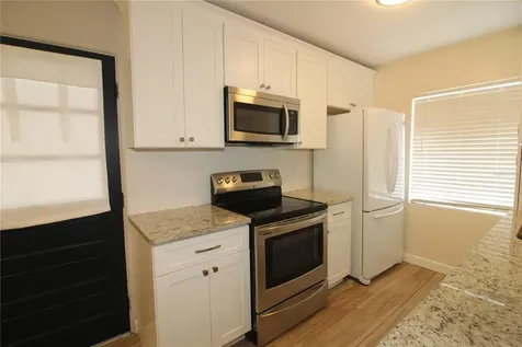 207 Lake View Drive Sanford FL 32773