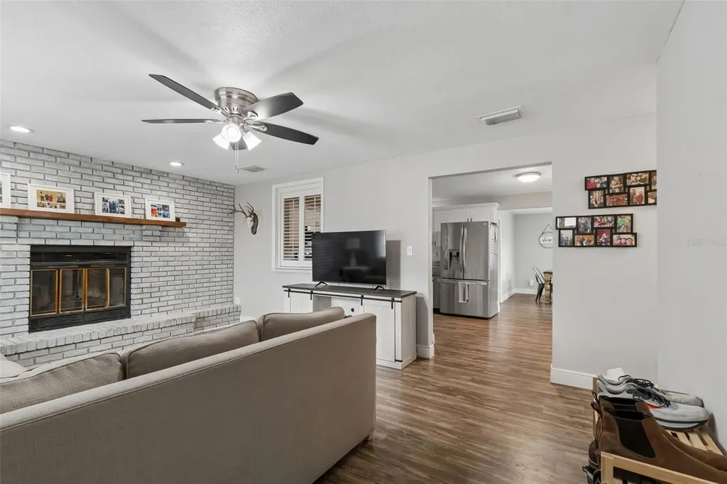 39051 12th Avenue Zephyrhills FL 33542