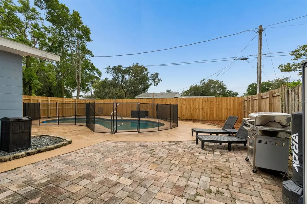 39051 12th Avenue Zephyrhills FL 33542