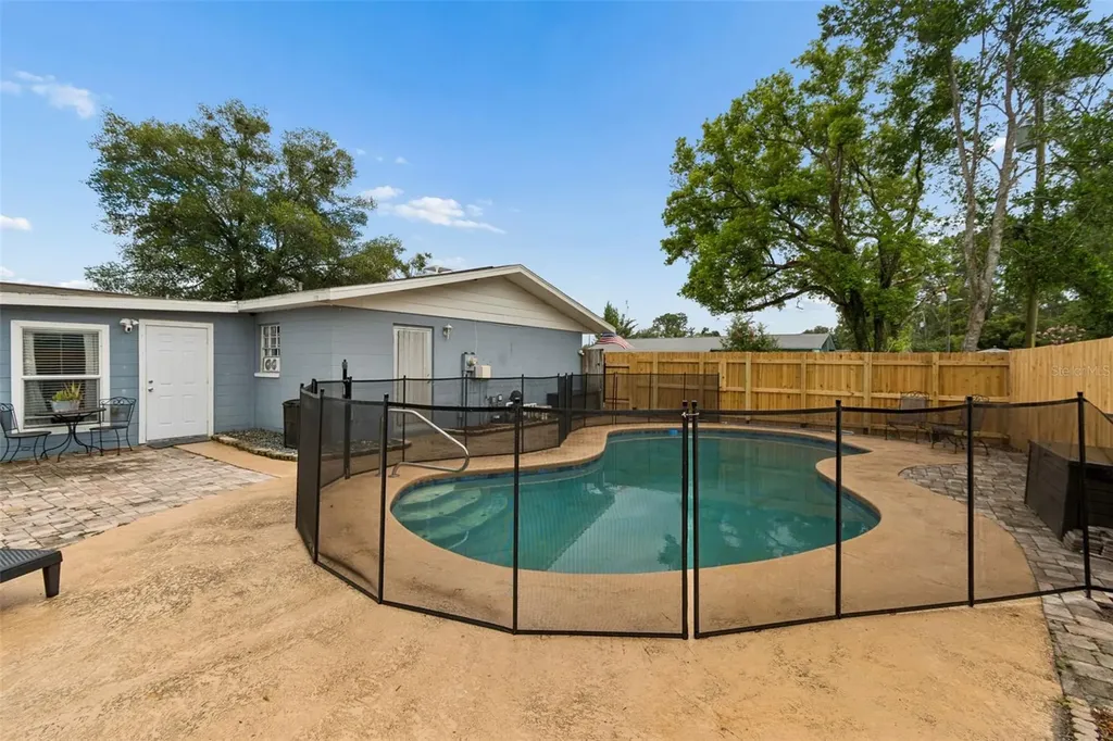 39051 12th Avenue Zephyrhills FL 33542