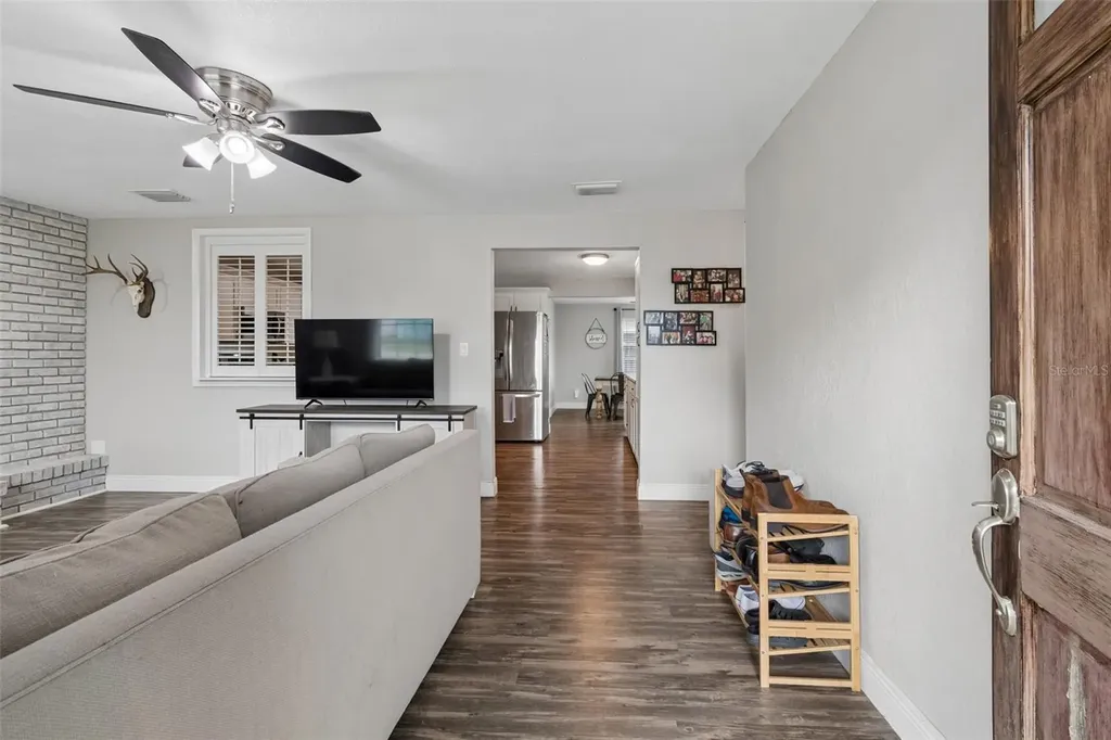 39051 12th Avenue Zephyrhills FL 33542