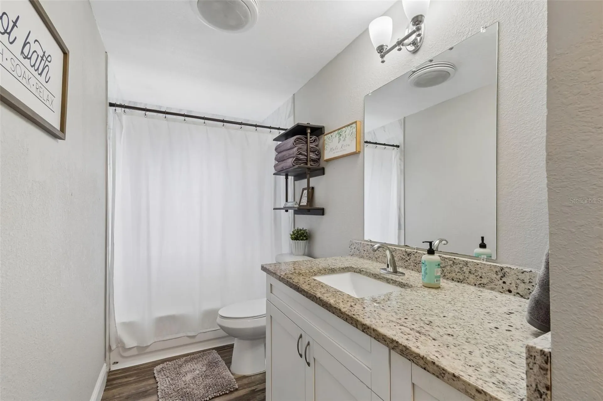 39051 12th Avenue Zephyrhills FL 33542