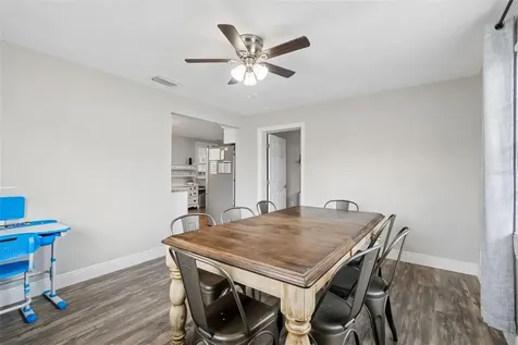 39051 12th Avenue Zephyrhills FL 33542
