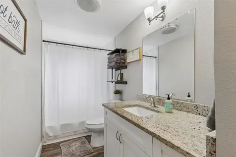 39051 12th Avenue Zephyrhills FL 33542