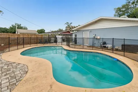 39051 12th Avenue Zephyrhills FL 33542