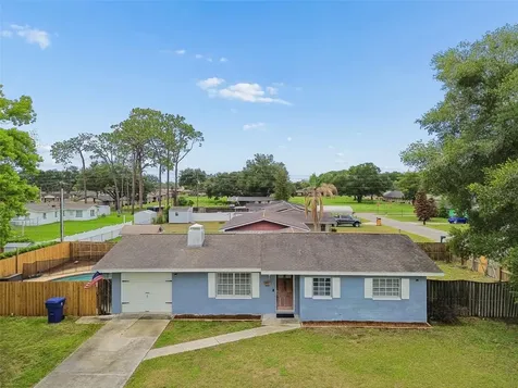 39051 12th Avenue Zephyrhills FL 33542