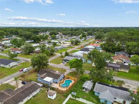39051 12th Avenue Zephyrhills FL 33542