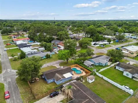 39051 12th Avenue Zephyrhills FL 33542
