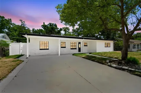 4403 Oakmont Lane Tampa FL 33634