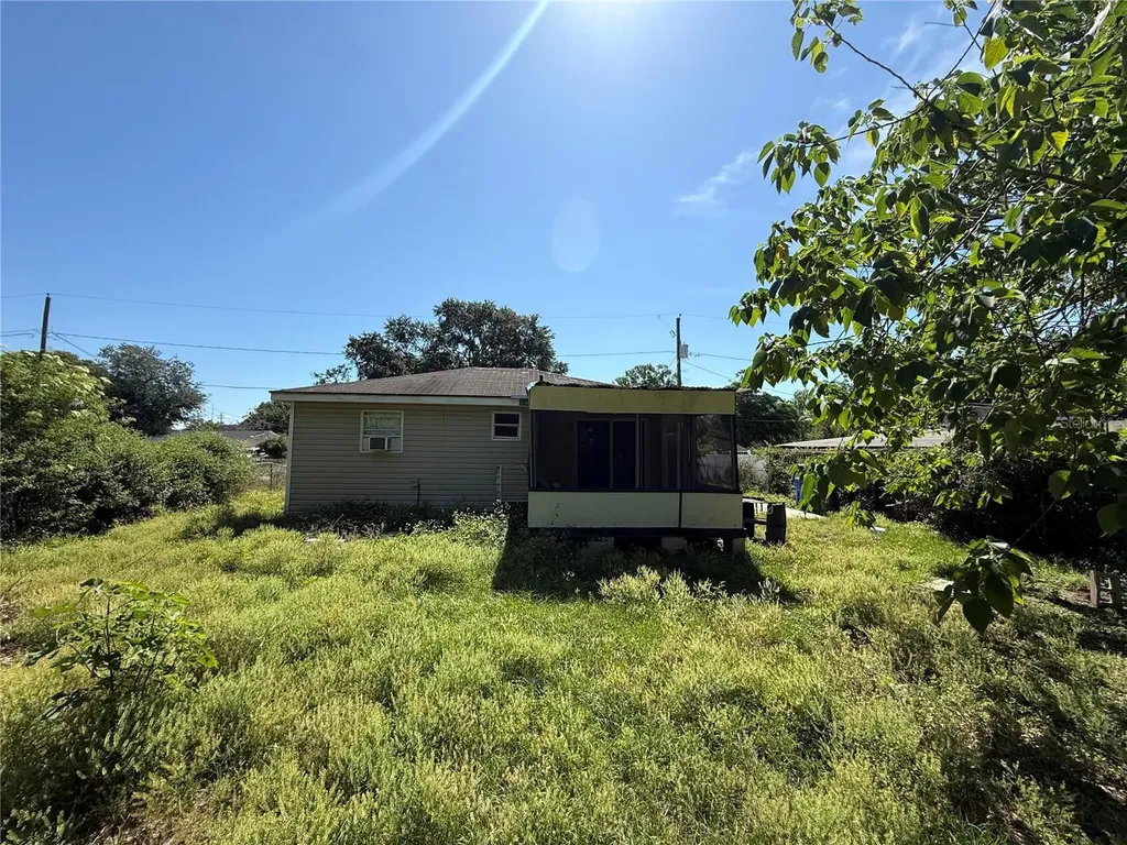 14928 Pinecrest Road Tampa FL 33613