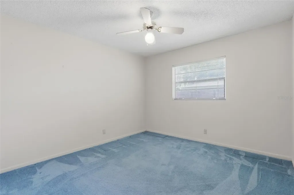 4923 17th Street Zephyrhills FL 33542