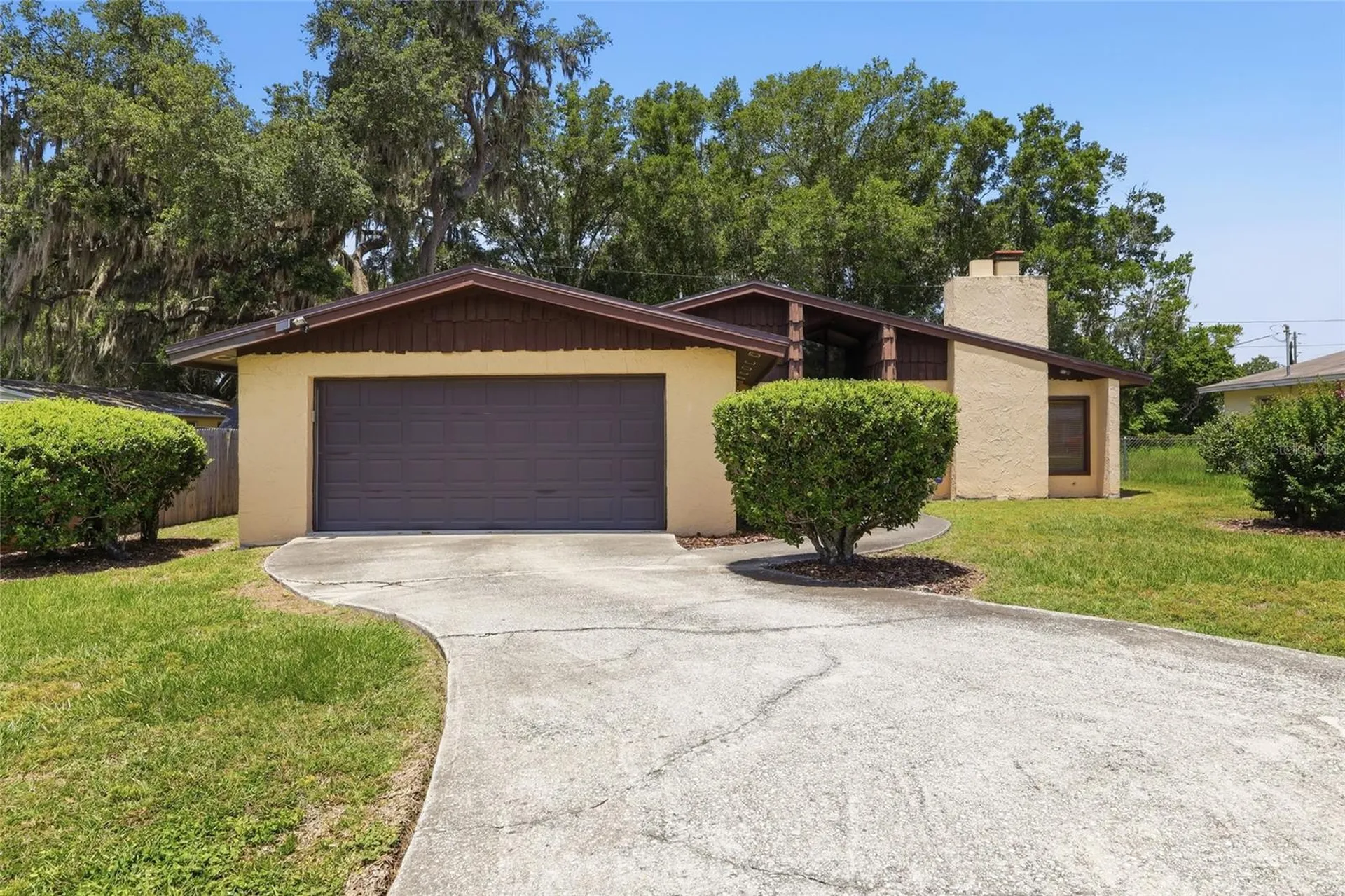 4923 17th Street Zephyrhills FL 33542