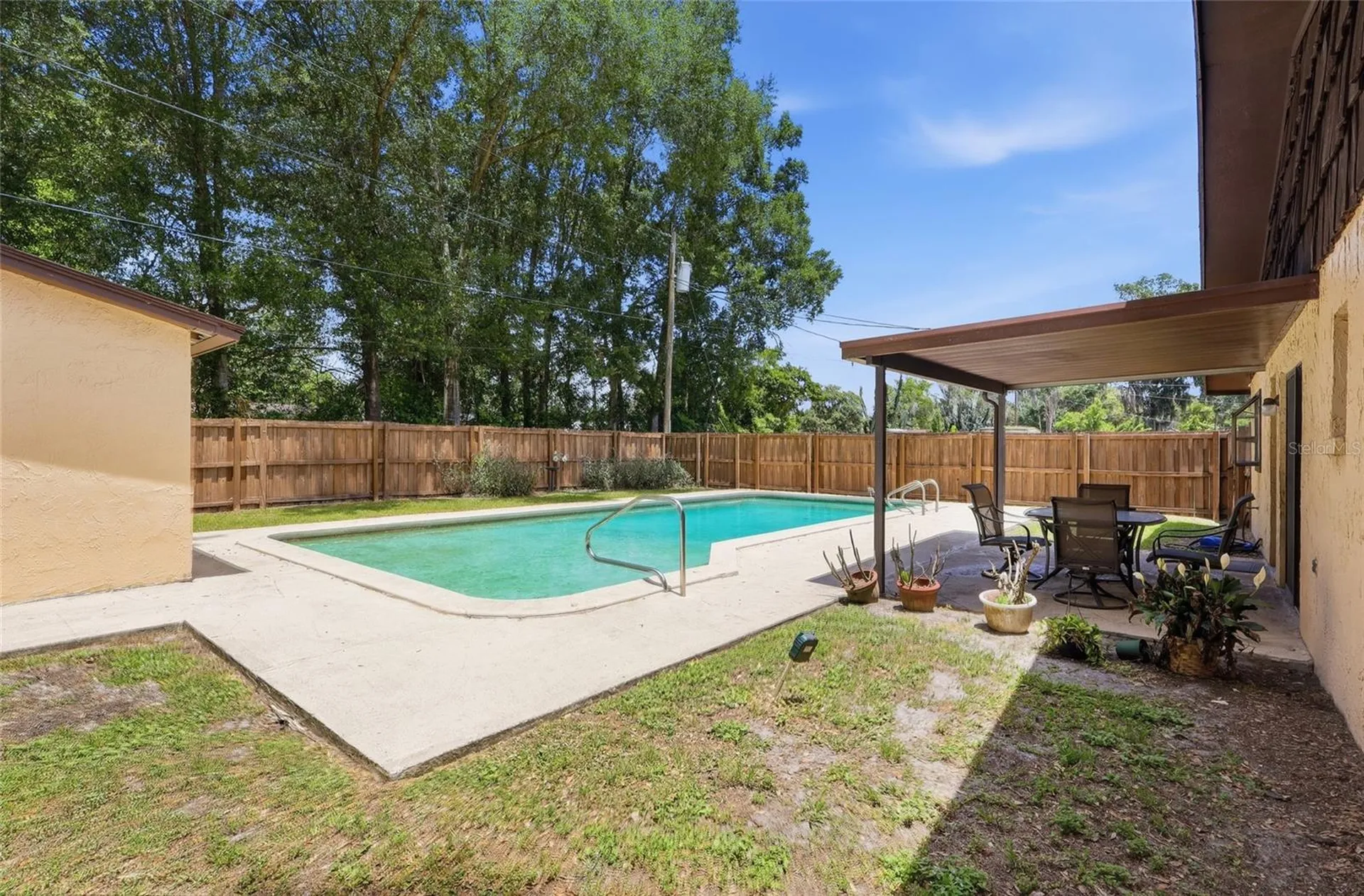 4923 17th Street Zephyrhills FL 33542