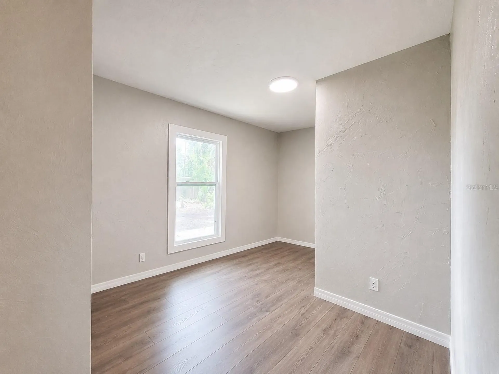 2524 NE 5th Place Gainesville FL 32641