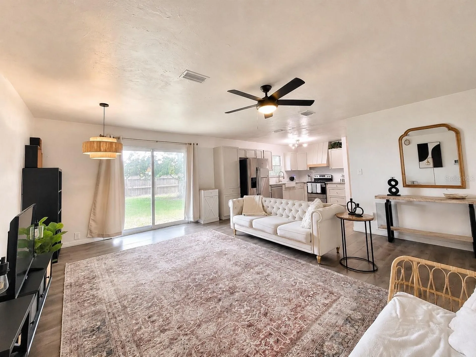 2524 NE 5th Place Gainesville FL 32641