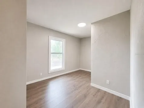 2524 NE 5th Place Gainesville FL 32641