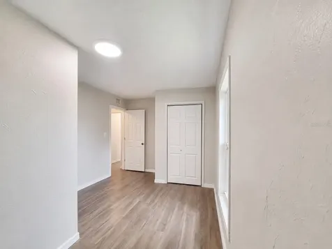 2524 NE 5th Place Gainesville FL 32641