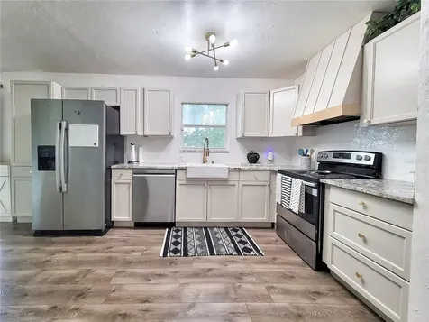 2524 NE 5th Place Gainesville FL 32641