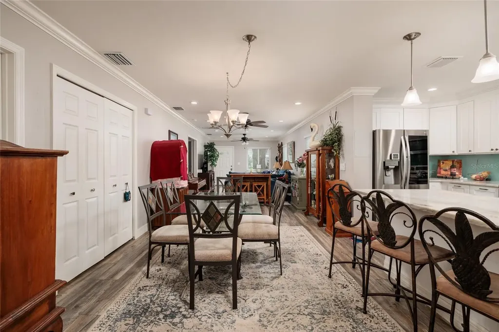 5029 19th Street N St Petersburg FL 33714
