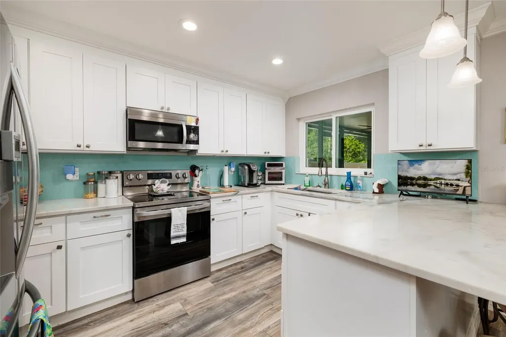 5029 19th Street N St Petersburg FL 33714