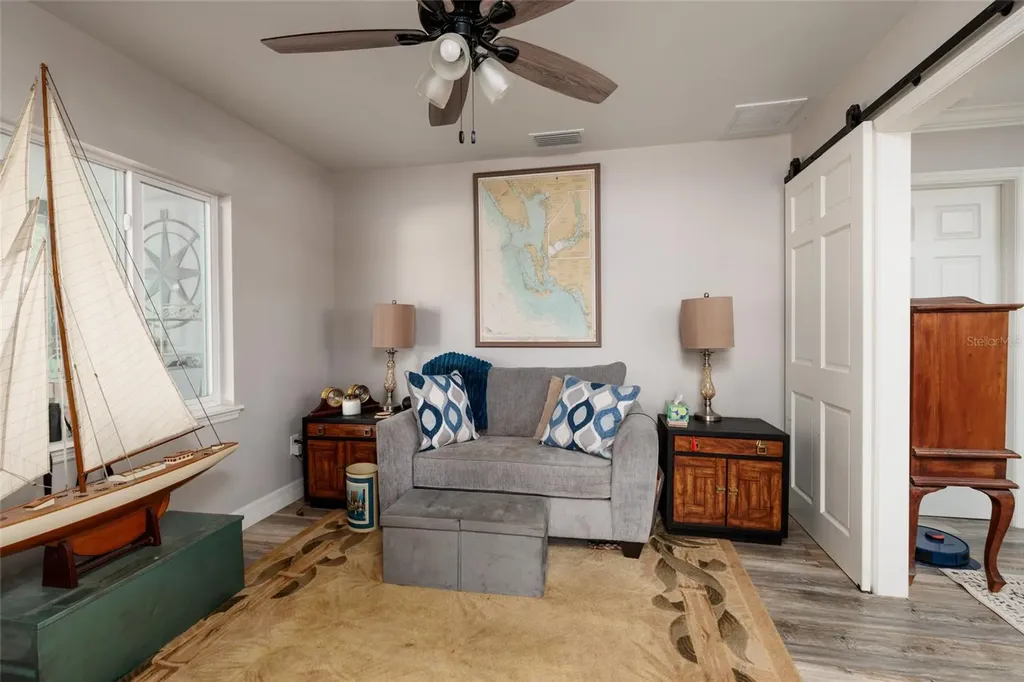 5029 19th Street N St Petersburg FL 33714