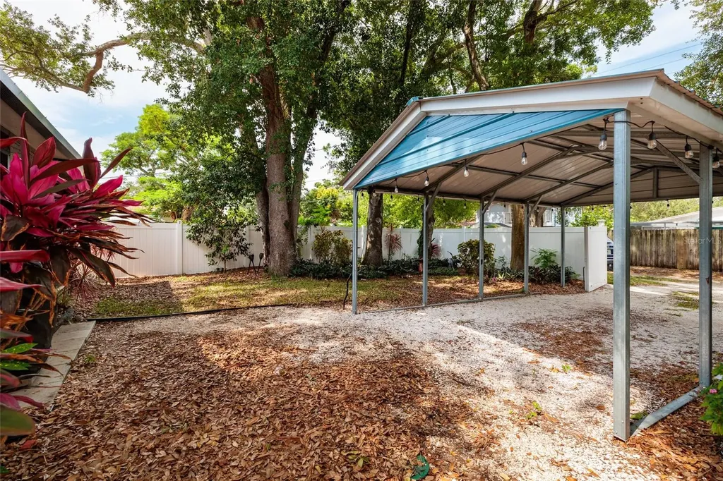 5029 19th Street N St Petersburg FL 33714
