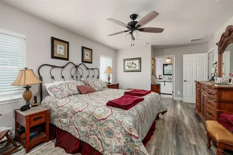 5029 19th Street N St Petersburg FL 33714