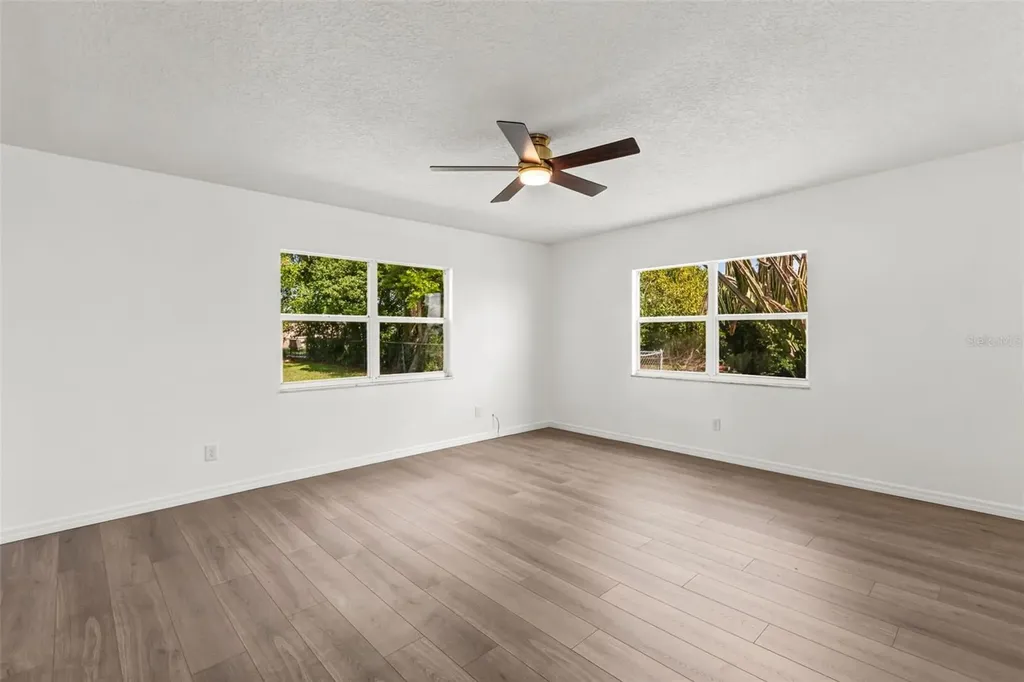 220 Maynard Avenue Orlando FL 32803