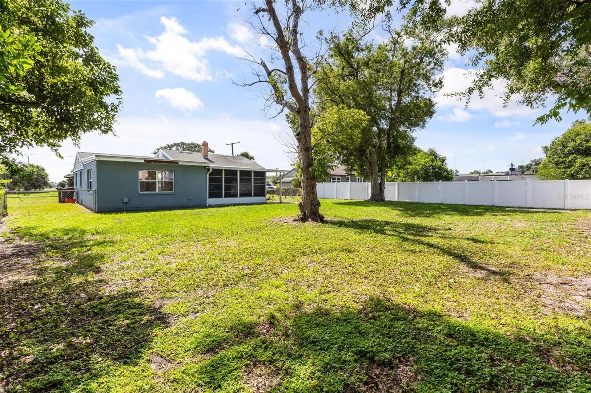 220 Maynard Avenue Orlando FL 32803