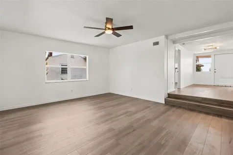 220 Maynard Avenue Orlando FL 32803