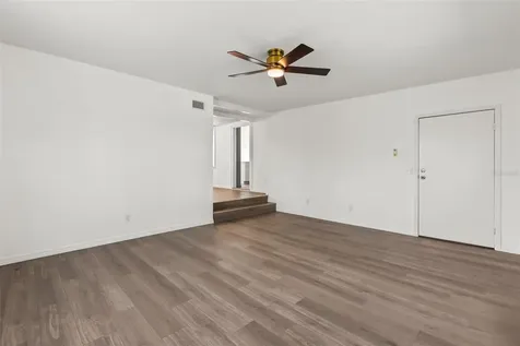 220 Maynard Avenue Orlando FL 32803