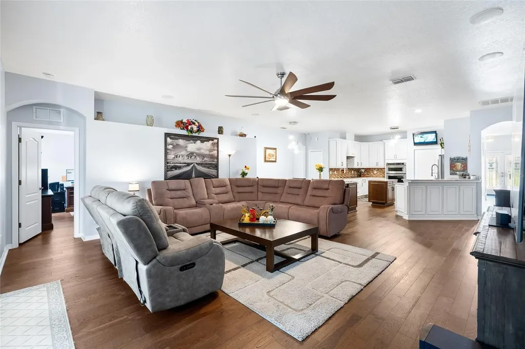 10839 Breaking Rocks Drive Tampa FL 33647