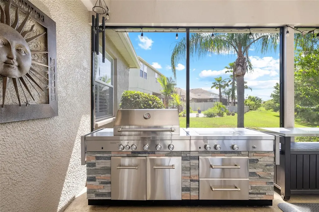 10839 Breaking Rocks Drive Tampa FL 33647