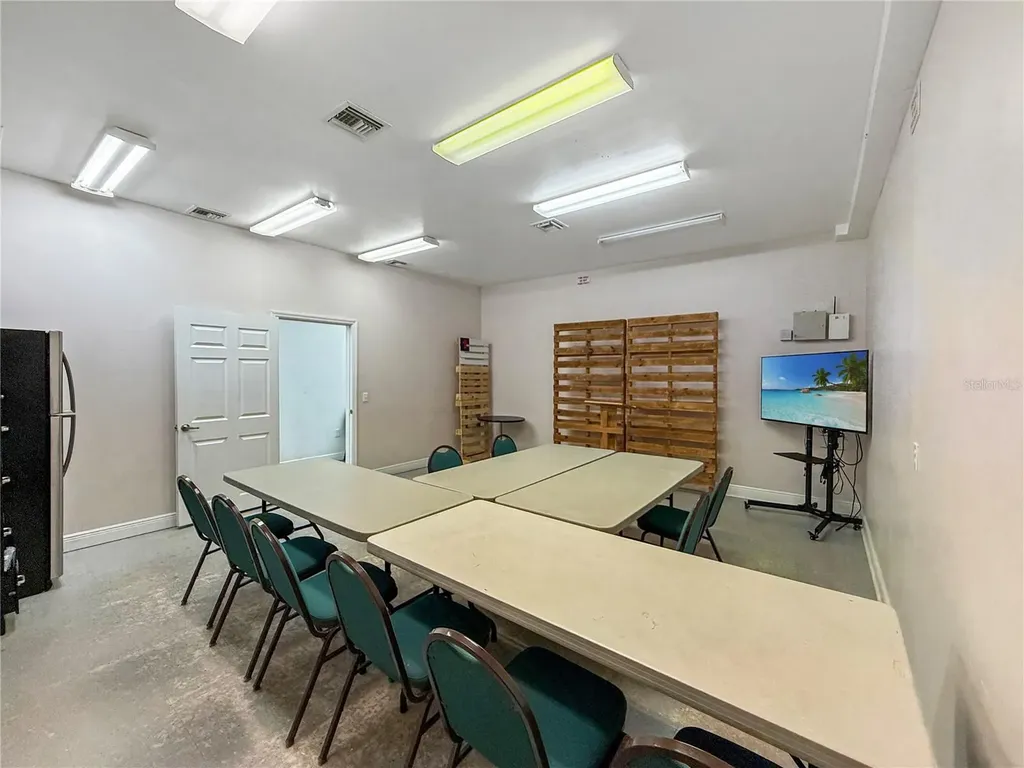 307 W Bass Street Kissimmee FL 34741