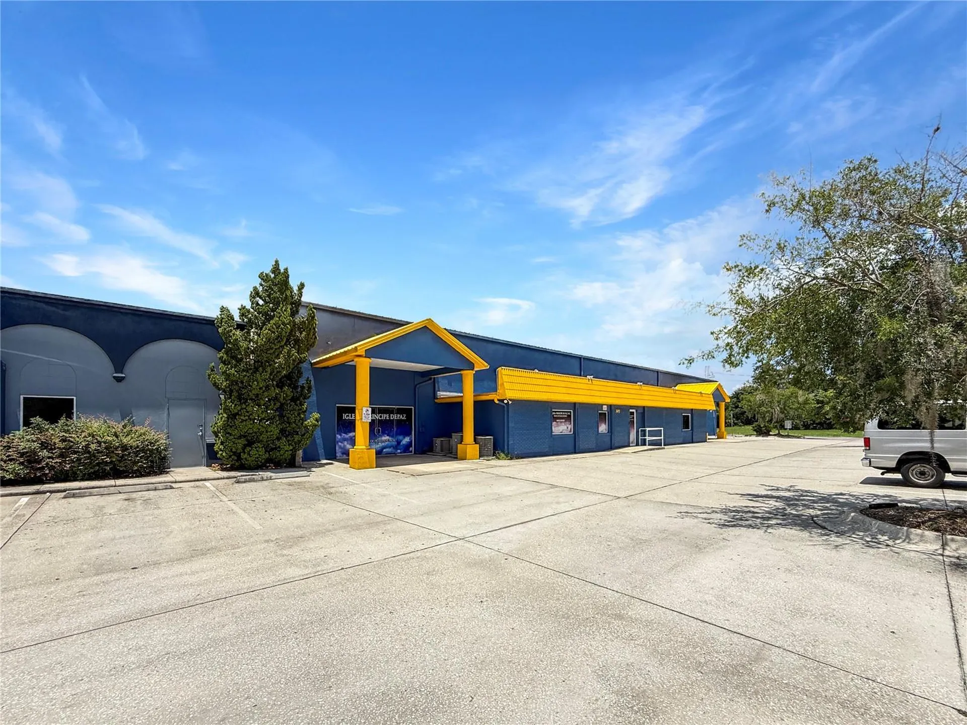 307 W Bass Street Kissimmee FL 34741