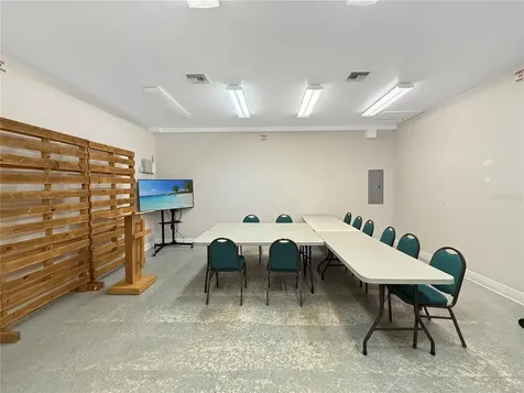 307 W Bass Street Kissimmee FL 34741