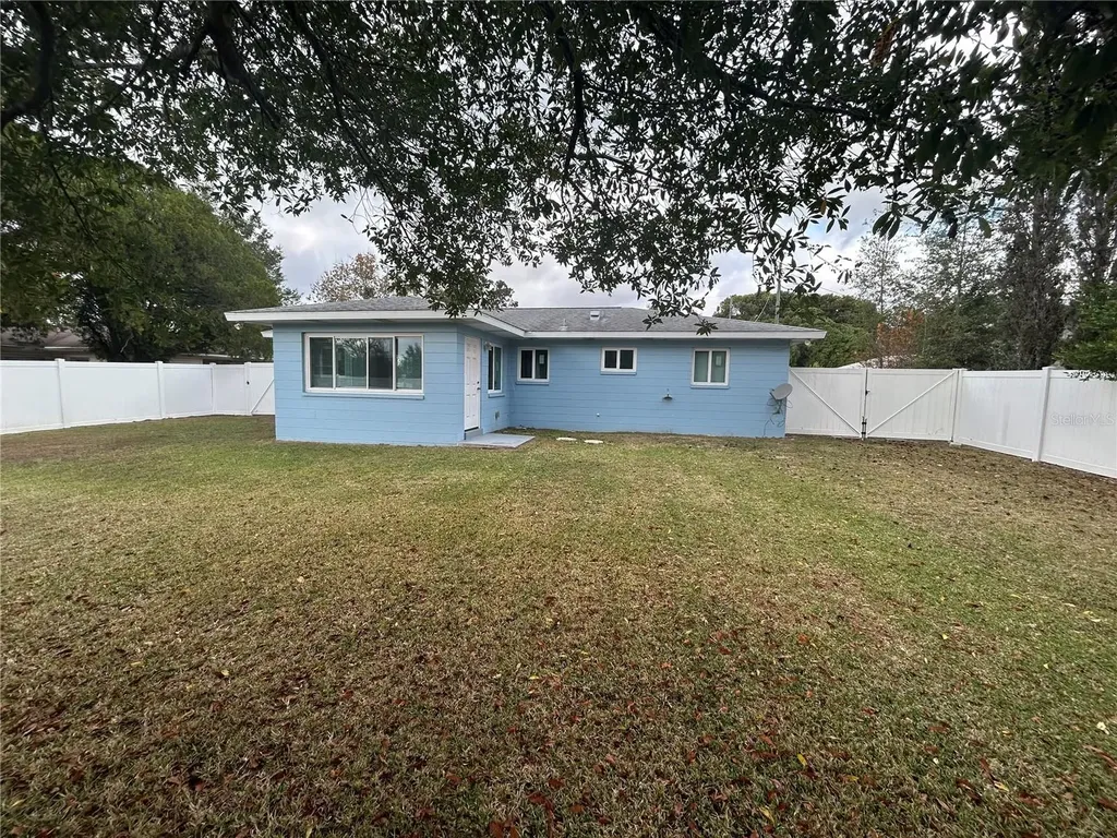 21570 SW Raintree Streets Dunnellon FL 34431