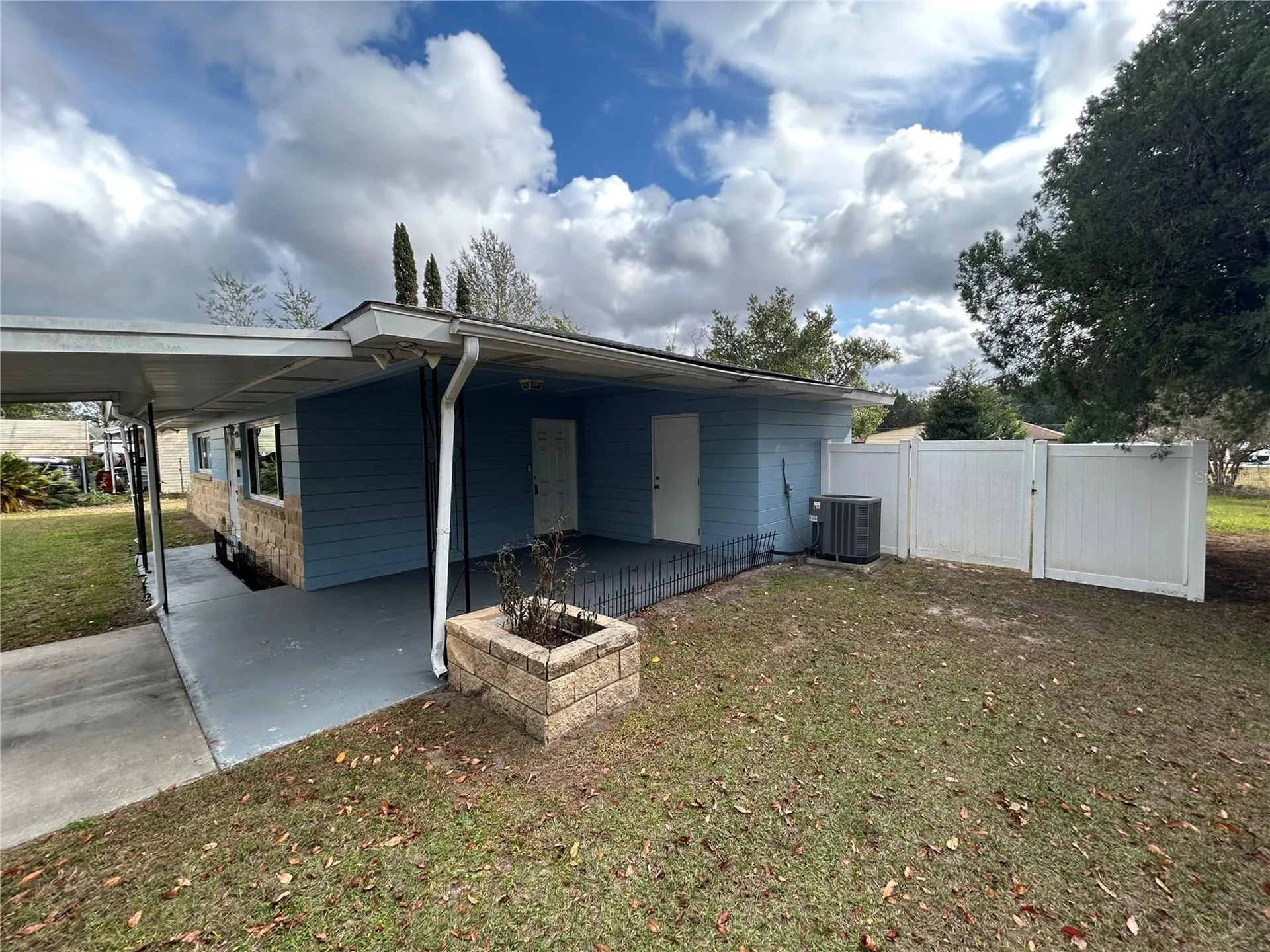 21570 SW Raintree Streets Dunnellon FL 34431