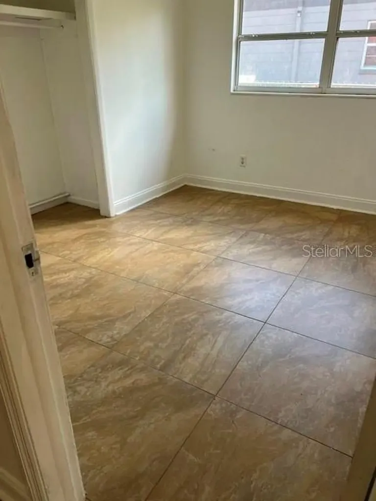 1227 SE 19th Terrace Gainesville FL 32641