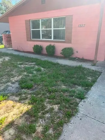 1227 SE 19th Terrace Gainesville FL 32641