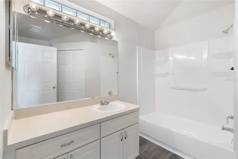 7456 Oxford Garden Circle Apollo Beach FL 33572