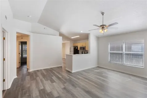 7456 Oxford Garden Circle Apollo Beach FL 33572