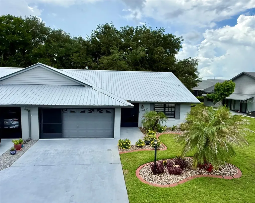 1742 W Orangewood Place Avon Park FL 33825
